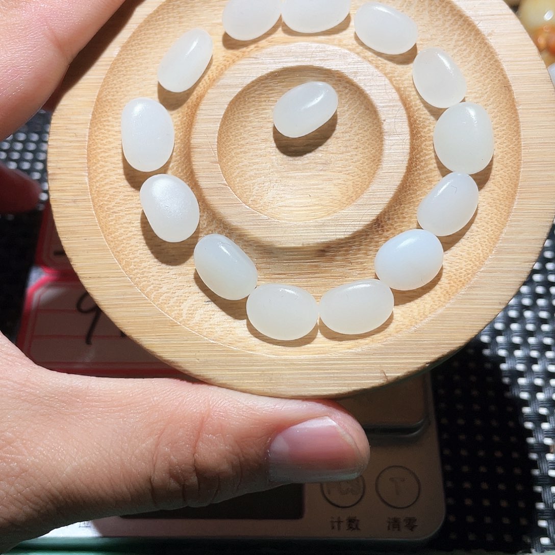 未镶嵌和田玉珠宝奇石