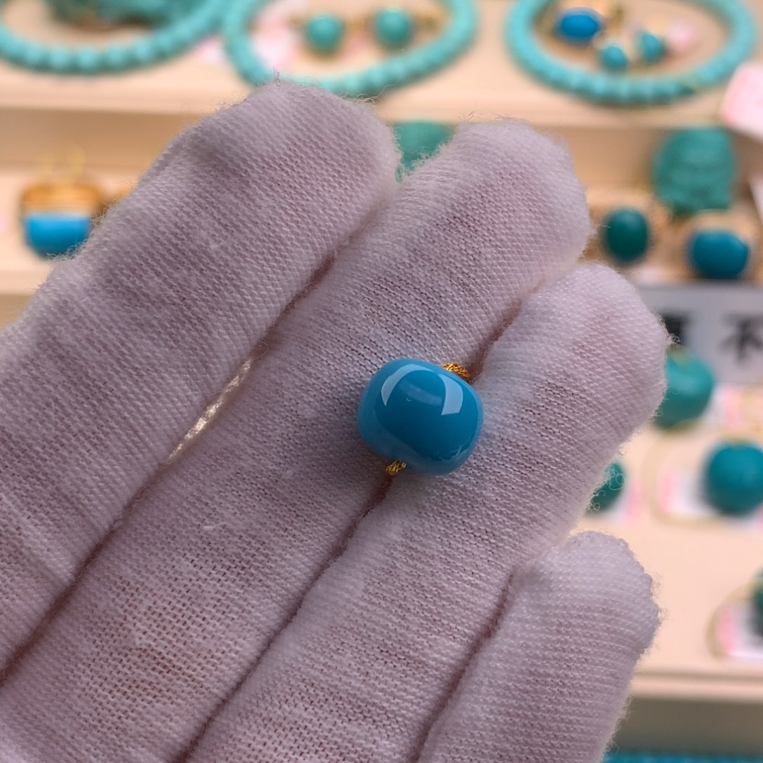 绿松石珠宝奇石未镶嵌9.8×8.1