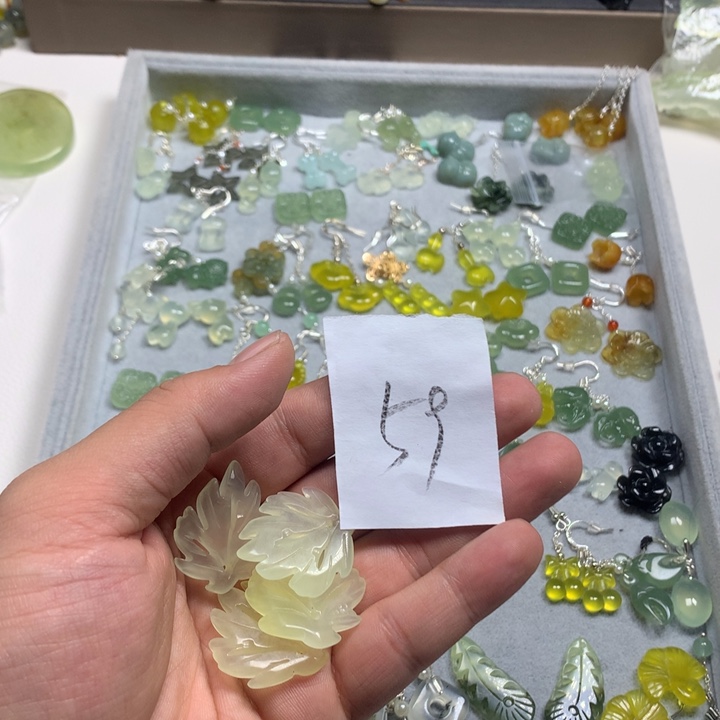 蛇纹石玉耳钉足银镀金镶嵌ᦸ****