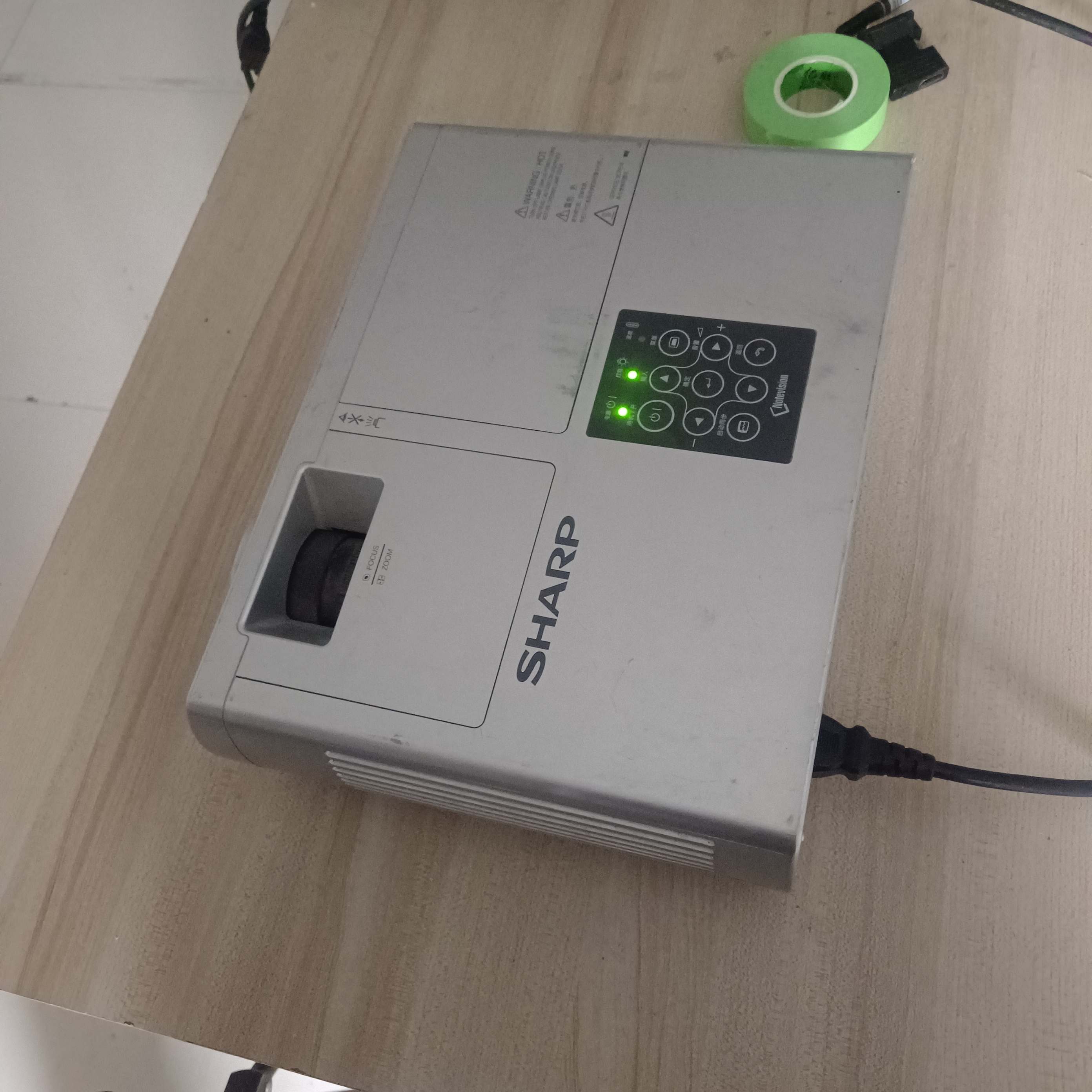 8新 Sharp/夏普 二手夏普投影仪运费自理