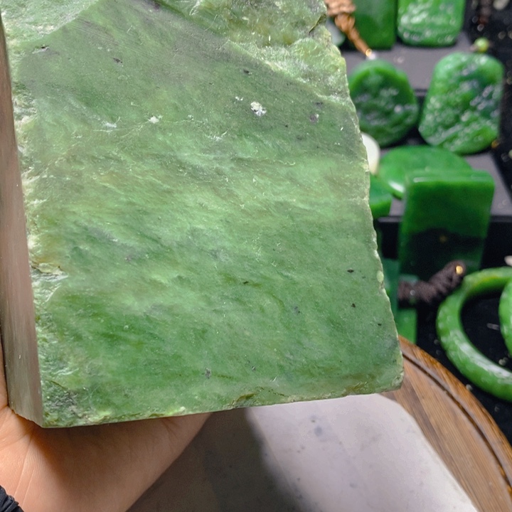 哈***3和田玉未镶嵌珠宝半成品