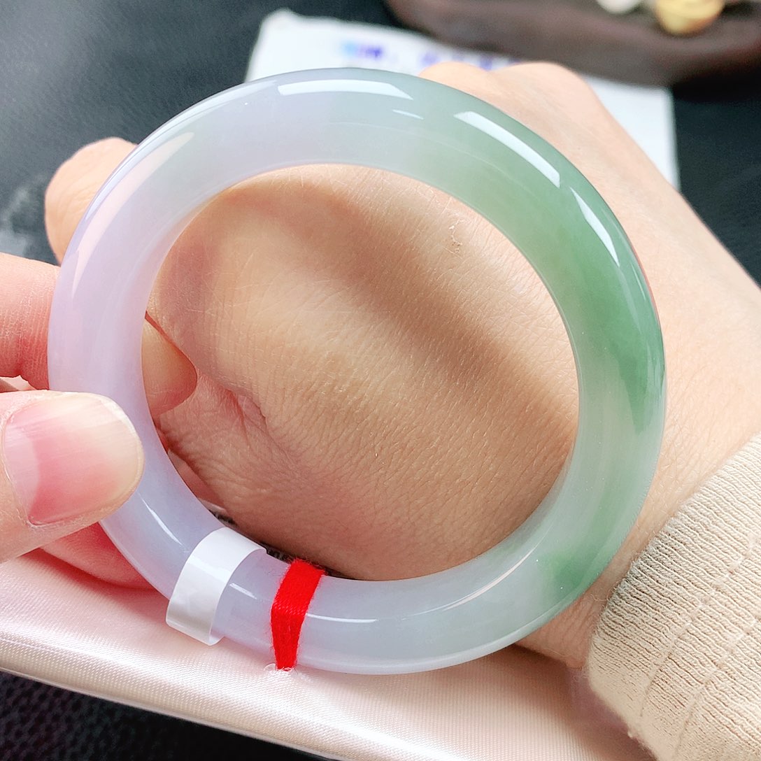 未镶嵌手镯翡翠50冰胶绿