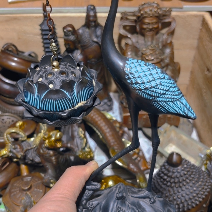 铜的。全清了。一件不留！不磨叽