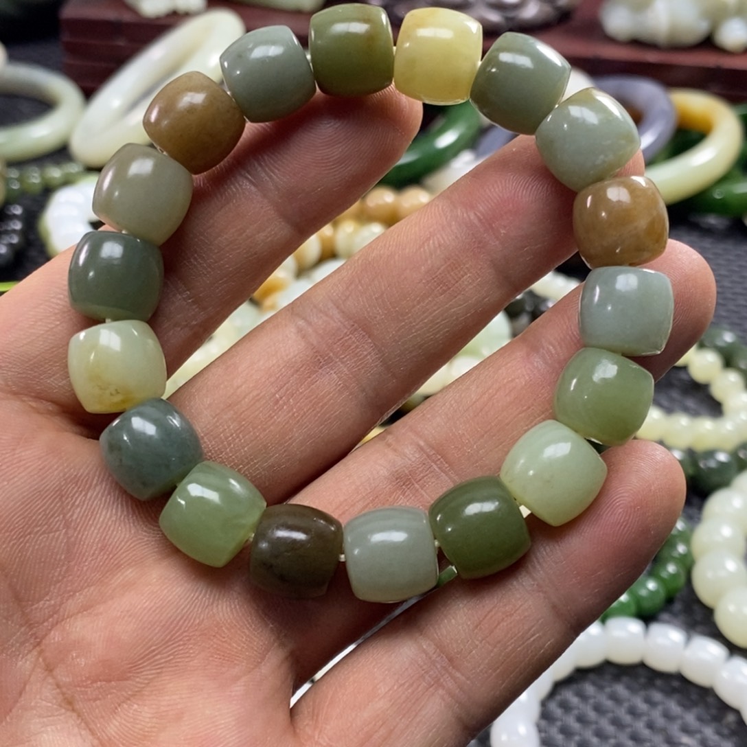 和田玉未镶嵌手链