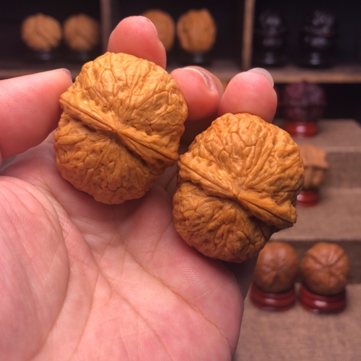 把件橄榄核9金馒头38