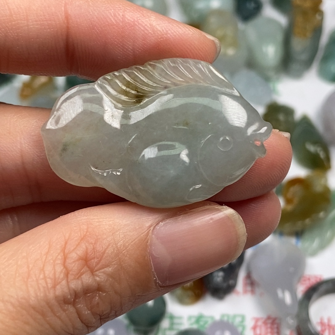 翡翠未镶嵌颈饰翡翠
