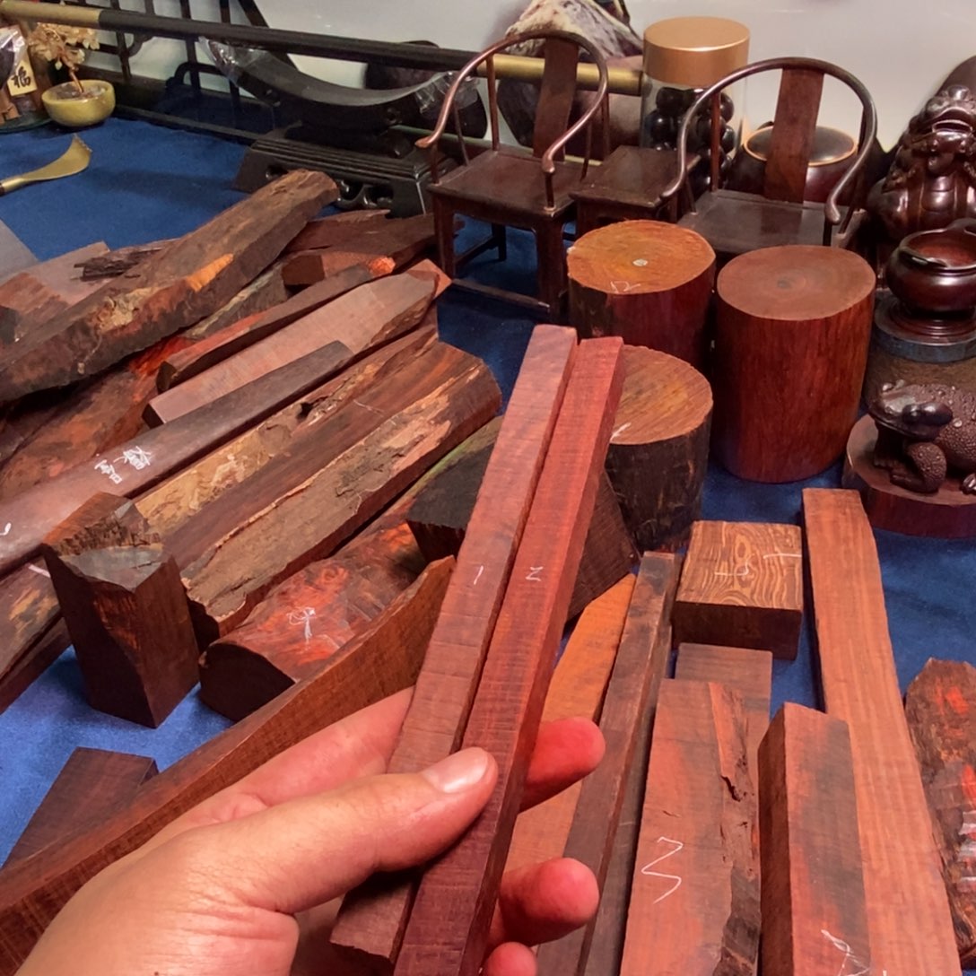 小叶紫檀印度小叶紫檀檀香紫檀