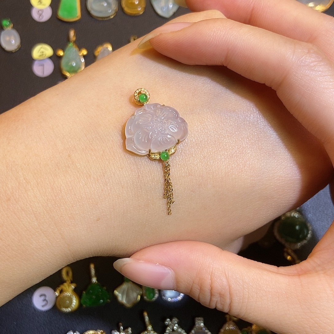 翡翠18K金镶嵌吊坠(不含链)