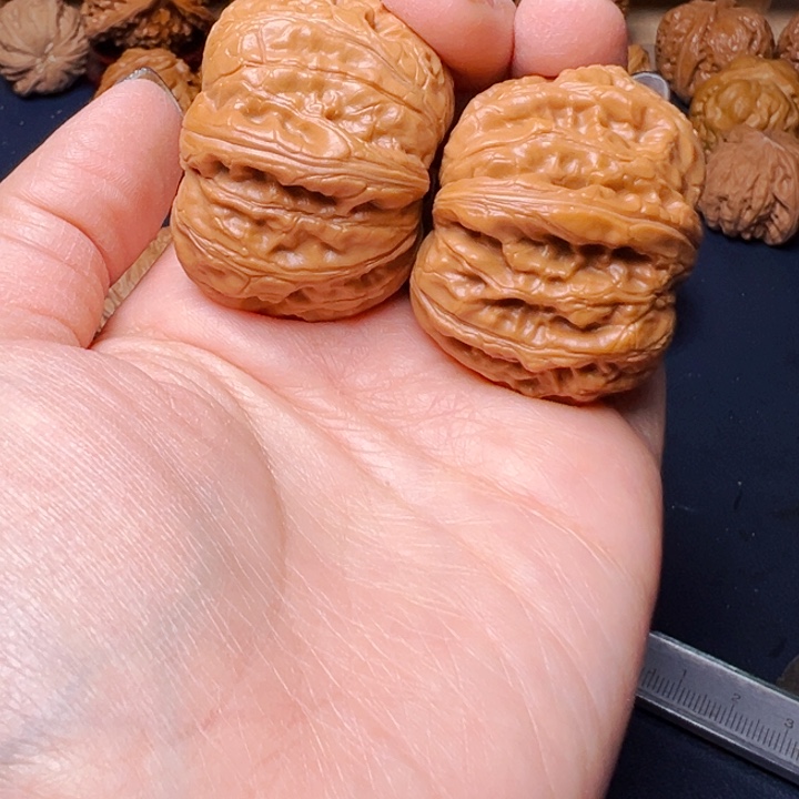 文玩核桃吊坠元宝43