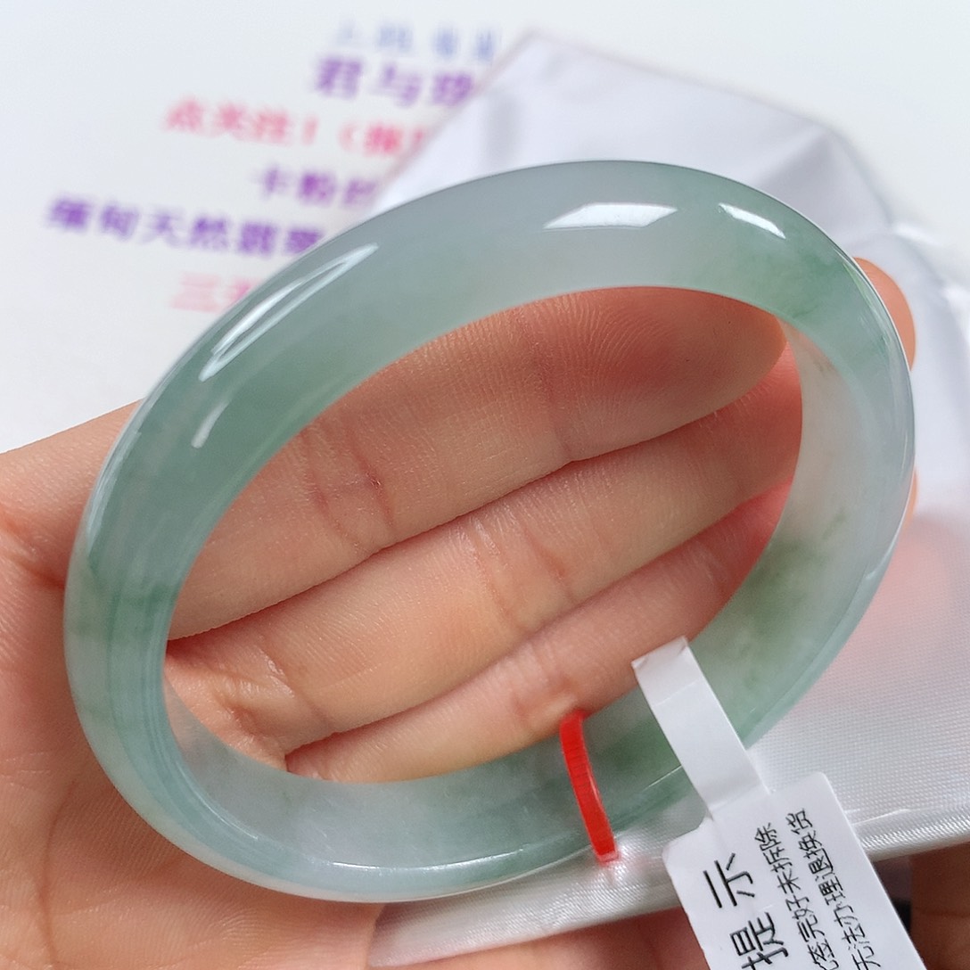 翡翠手镯未镶嵌 贵妃①①⑥