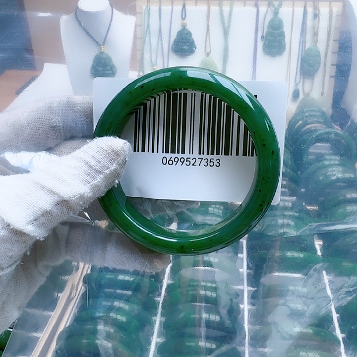 和田玉（碧玉）手镯未镶嵌58