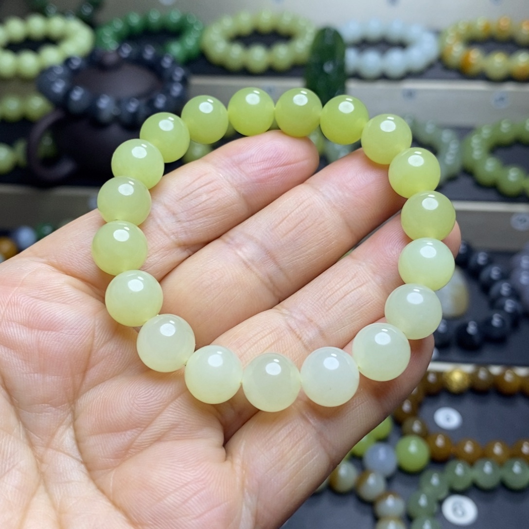 和田玉未镶嵌手串