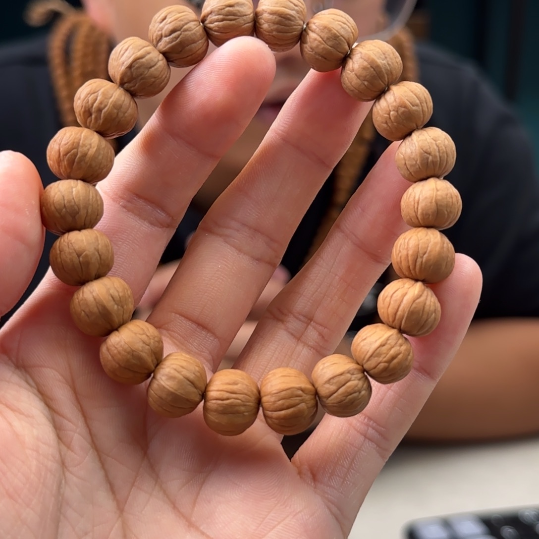 吊坠猴头核桃南瓜三棱手串