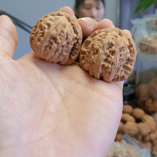 【闪购商品】把件文玩核桃37白狮子
