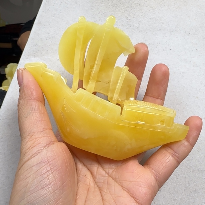 蜜蜡珠宝奇石未镶嵌