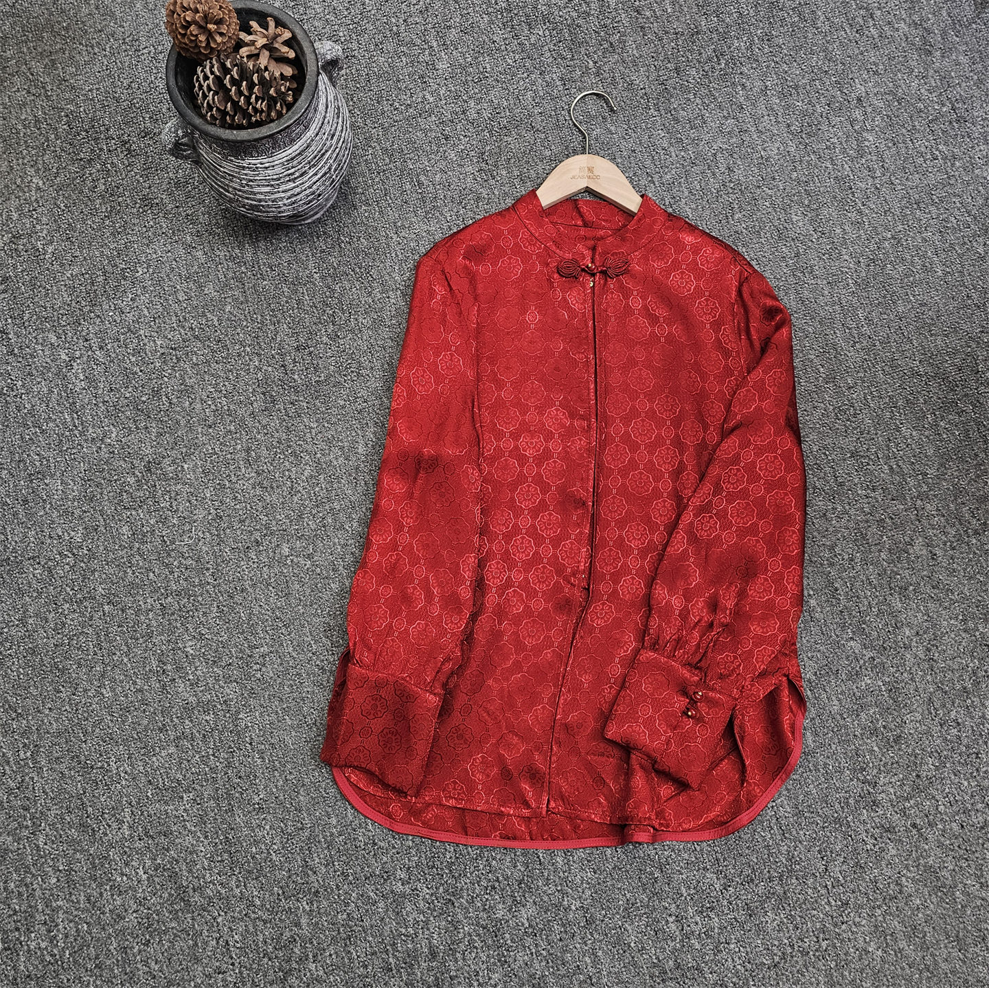 新中式人丝缎面提花一粒盘扣含暗扣立领衬衫新款国风淡雅上衣女