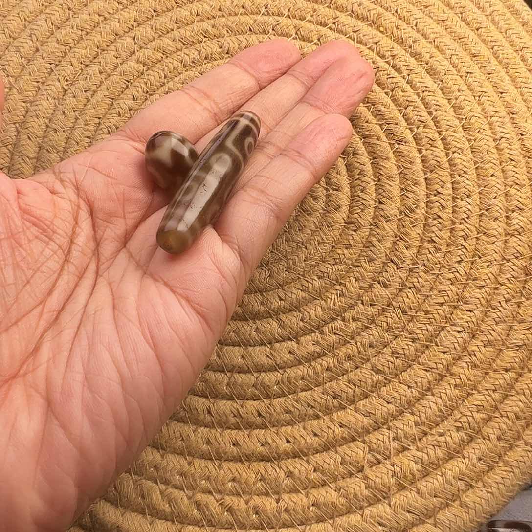 玛瑙/玉髓颈饰合金上****物