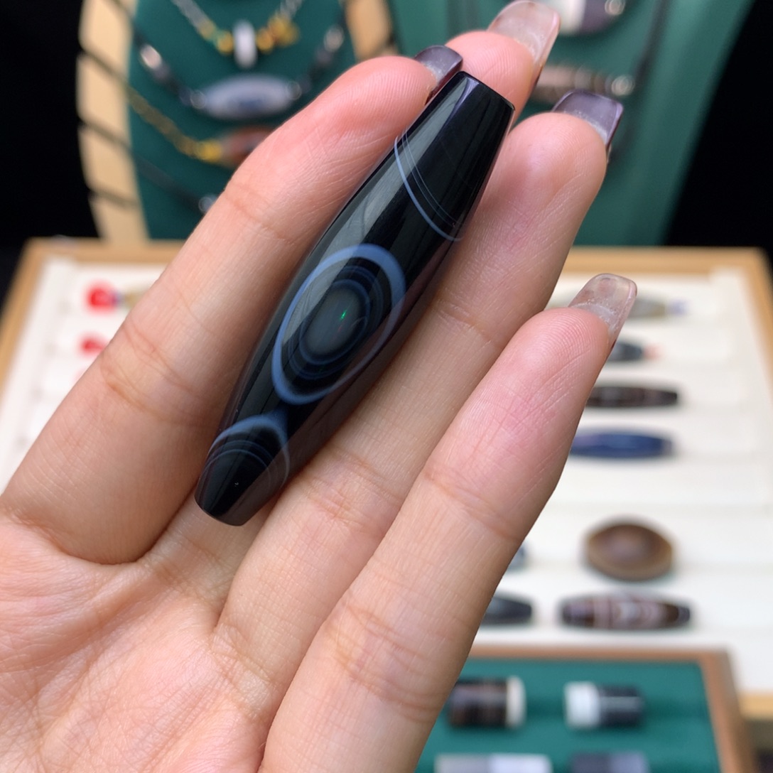 未镶嵌颈饰玛瑙/玉髓骞*汐