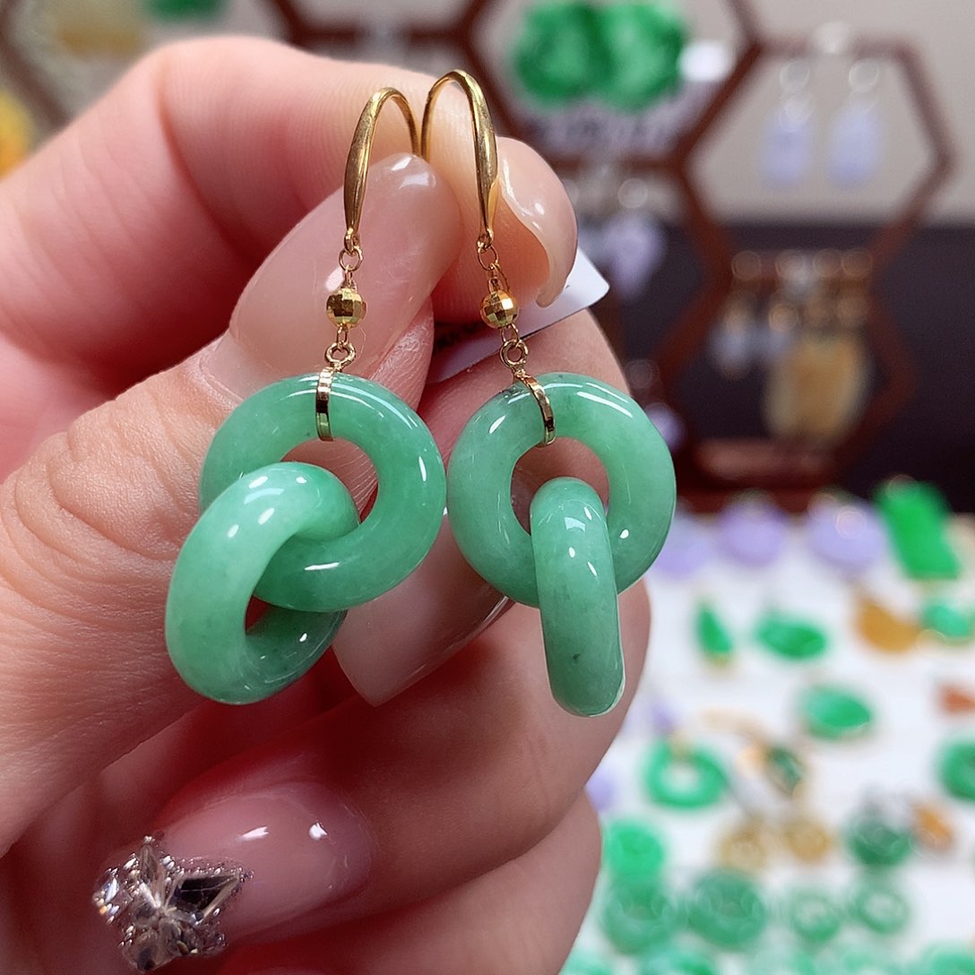 翡翠耳饰18K金镶嵌天然翡翠