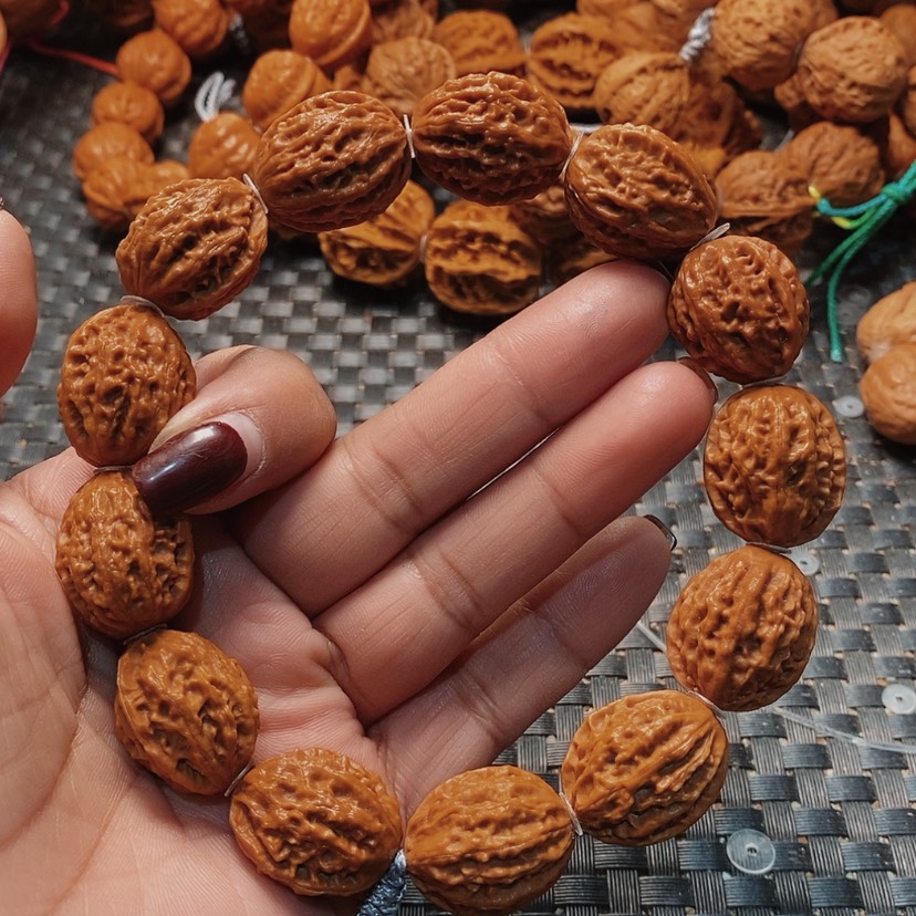 【闪购商品】文玩核桃吊坠菊*羲八棱