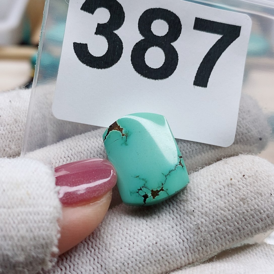 绿松石颈饰未镶嵌