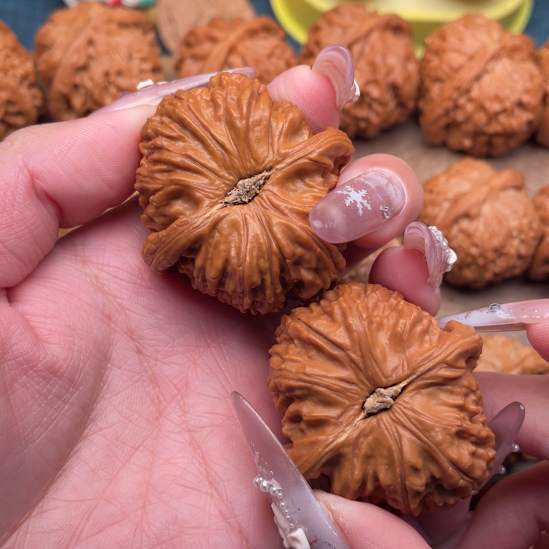 文玩核桃把件全品精配球白43