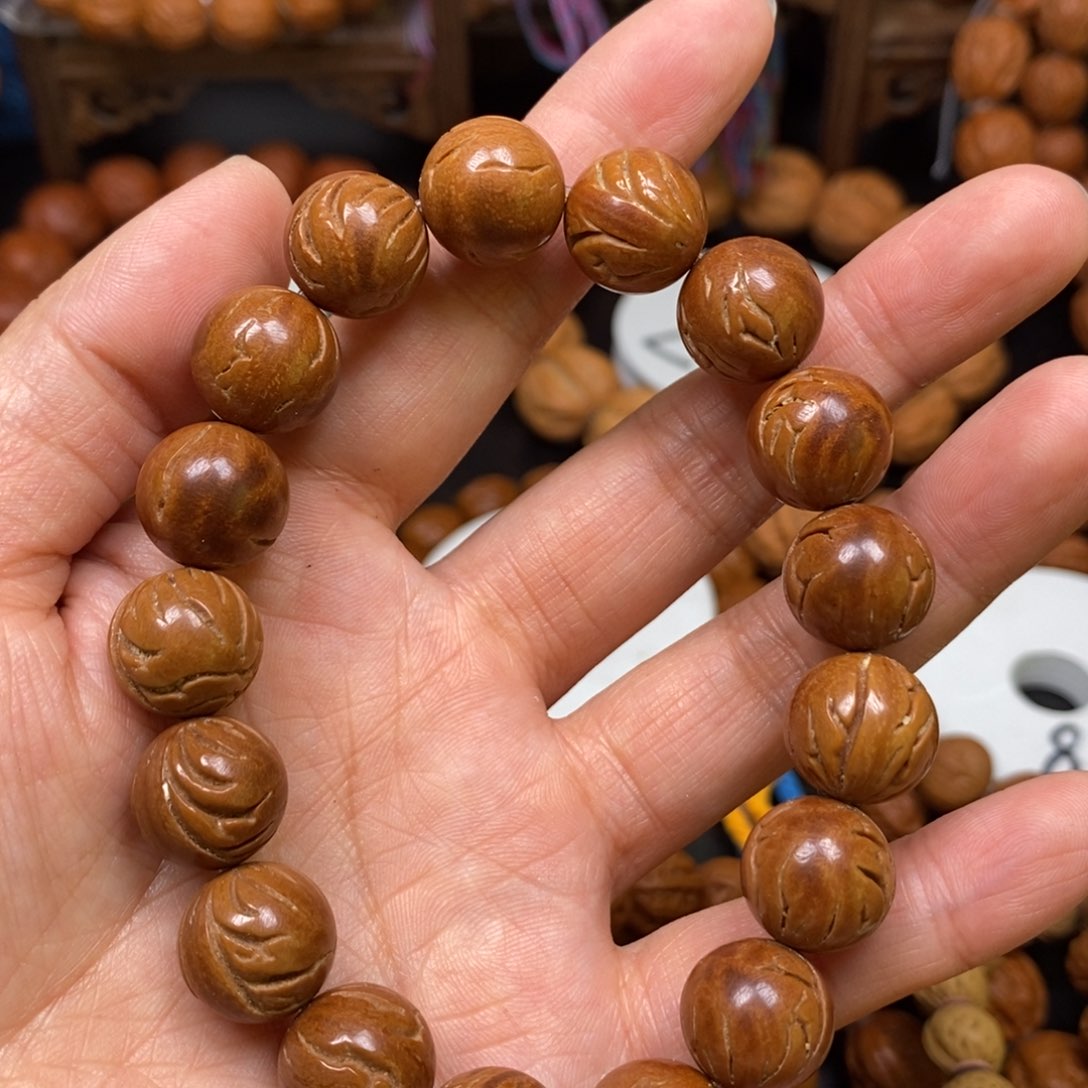 桃核手串小龙纹光珠