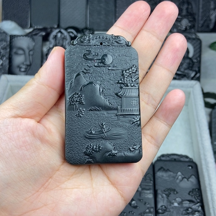颈饰未镶嵌和田玉故**云