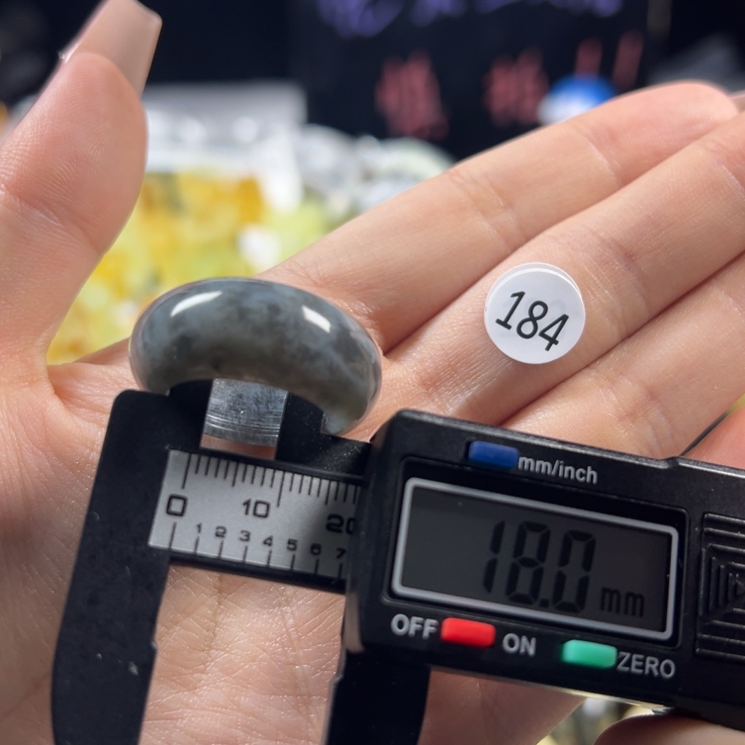 蛇纹石玉未镶嵌戒指