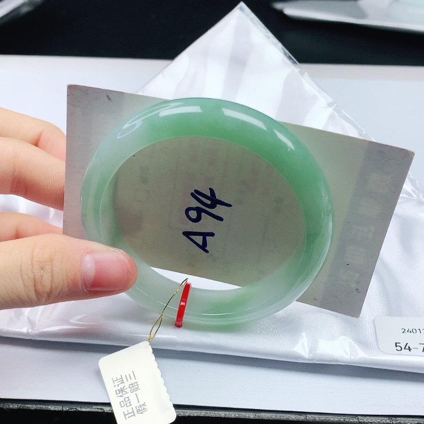 【闪购商品】翡翠手镯未镶嵌天然缅甸a货手镯54