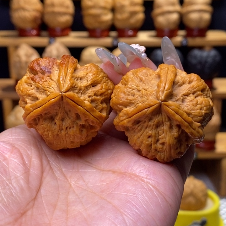 把件文玩核桃金刚岩三棱18号37尺