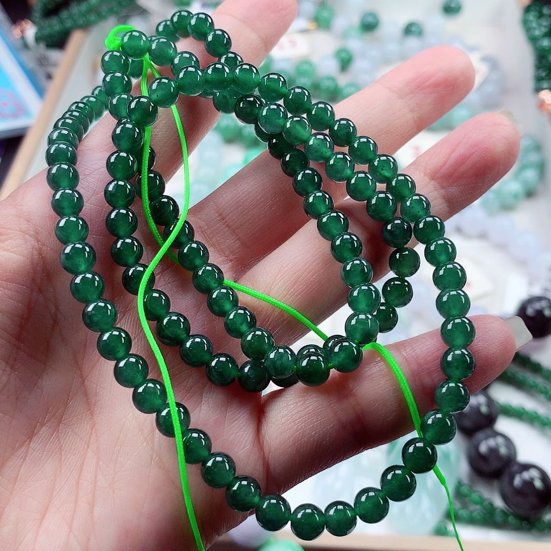 翡翠未镶嵌毛衣链