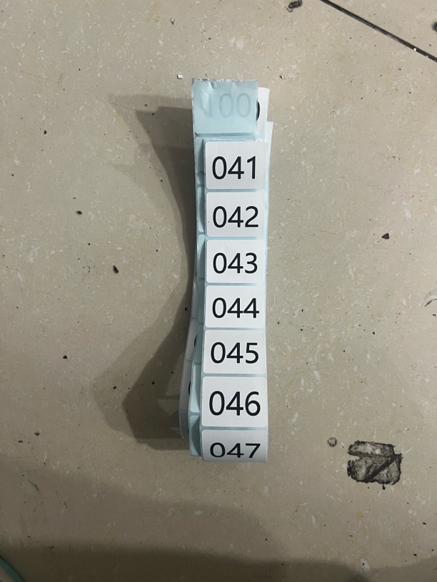 按编号去拍（B010-B020）贴纸