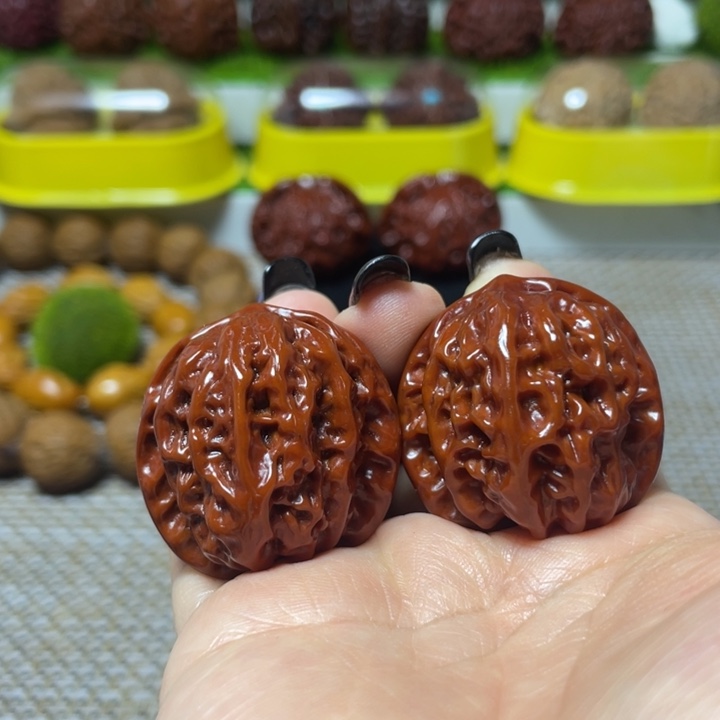 文玩核桃把件野狼34