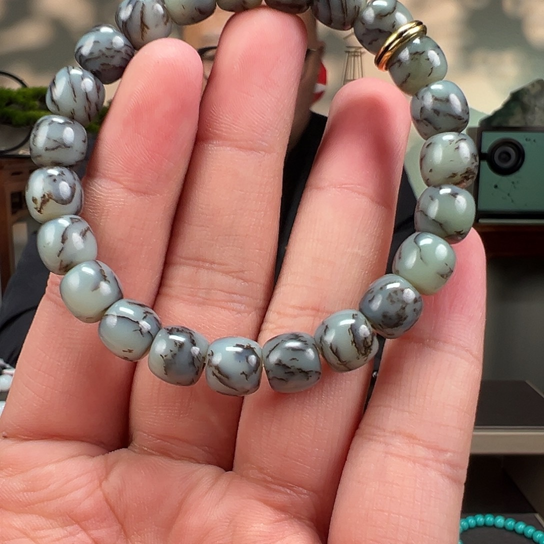 A***绿和田玉未镶嵌手链卡9mm藏物水草