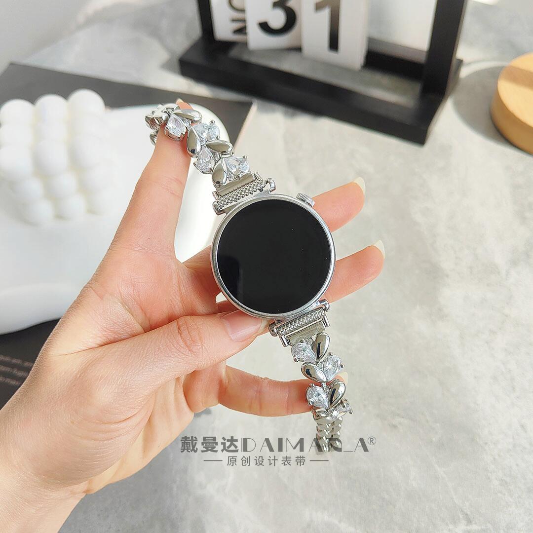 适用gt5gt4表带女士轻奢新款gt3腕表女款锆石爱心拼接gt2女式gs3i