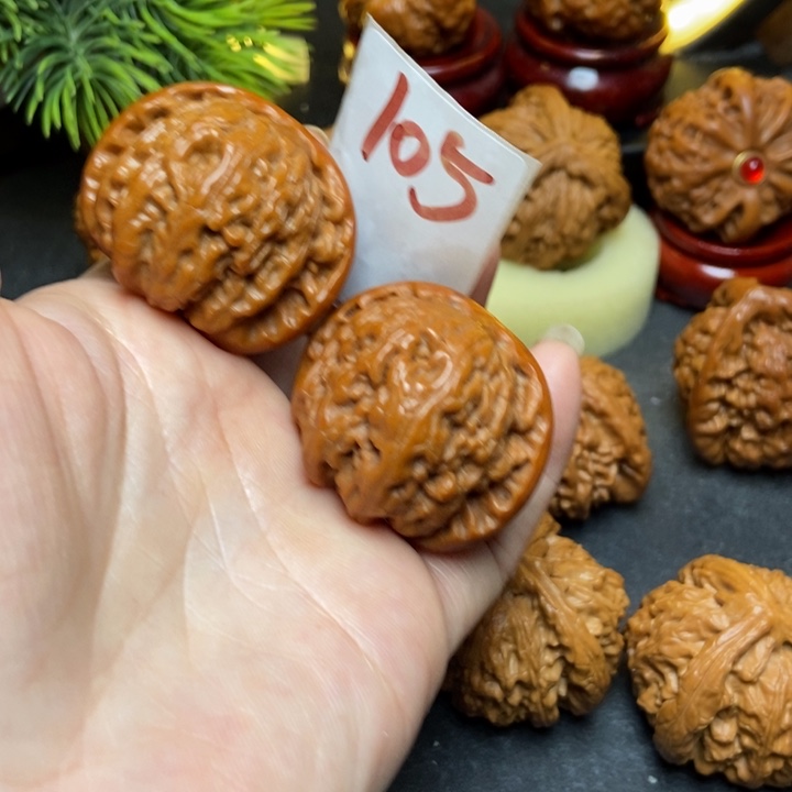 文玩核桃把件38白狮子105