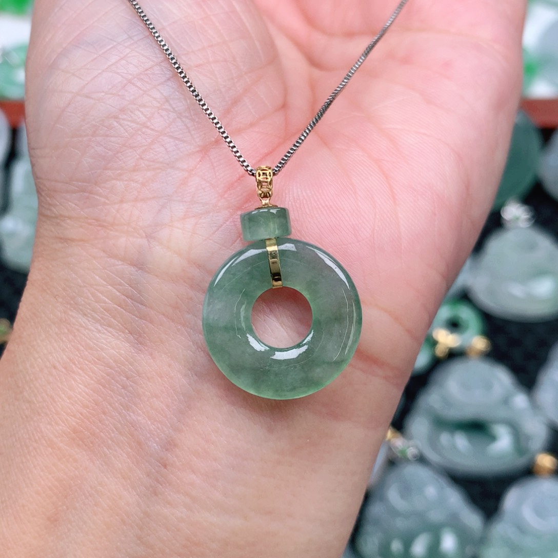 翡翠吊坠(不含链)18K金镶嵌