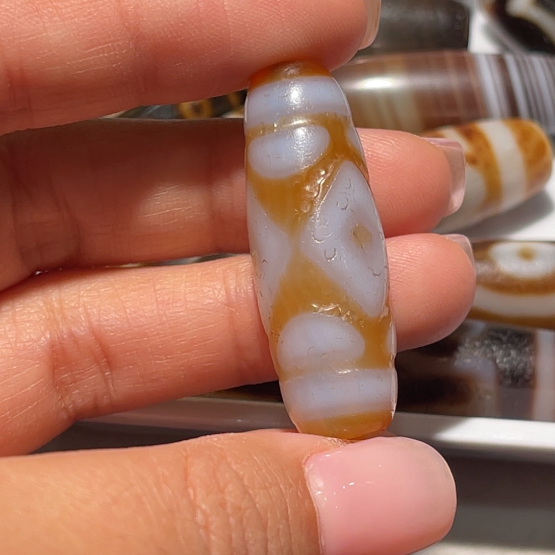 未镶嵌颈饰玛瑙/玉髓