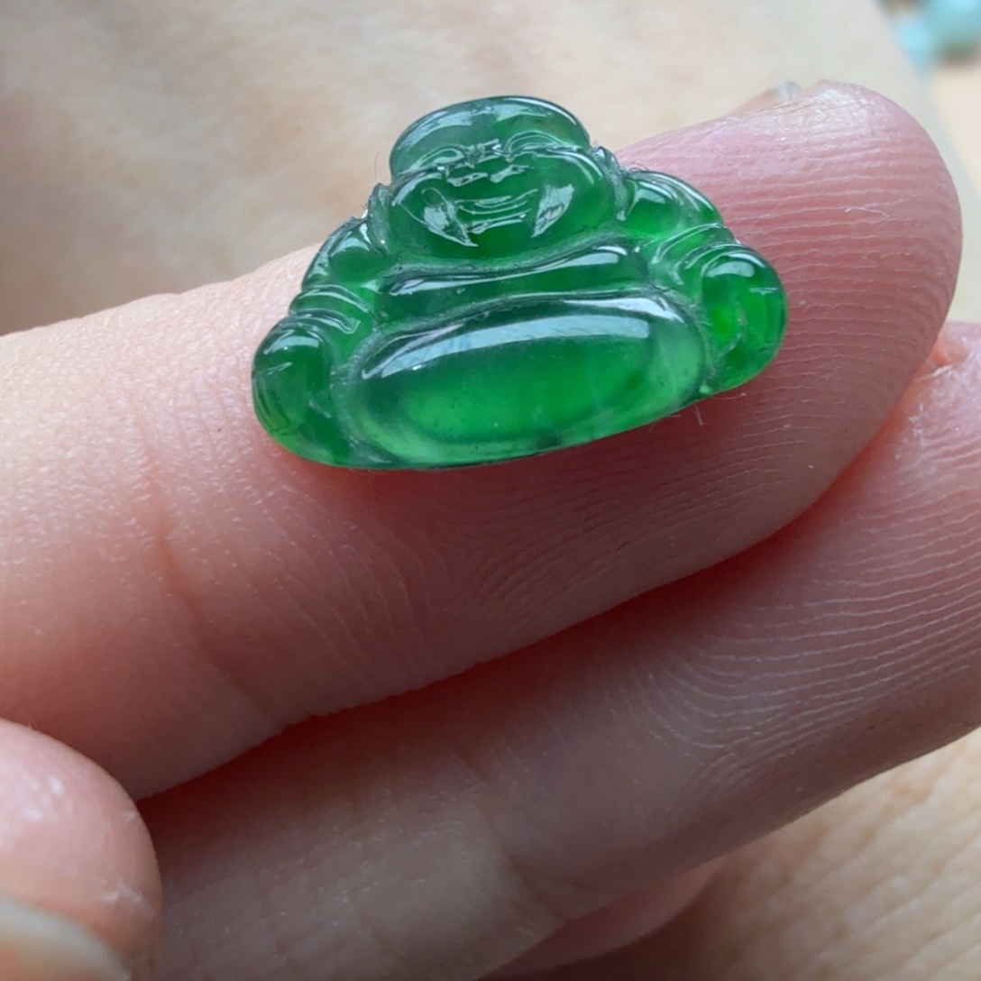 翡翠未镶嵌颈饰49