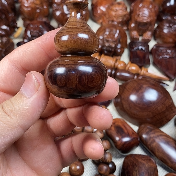 有机玻璃海南黄花梨福利产品