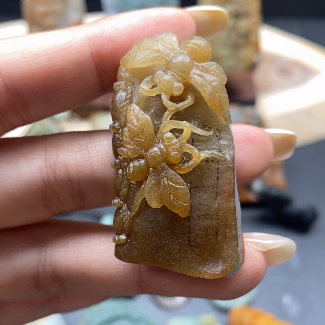 定制翡翠未镶嵌翡翠