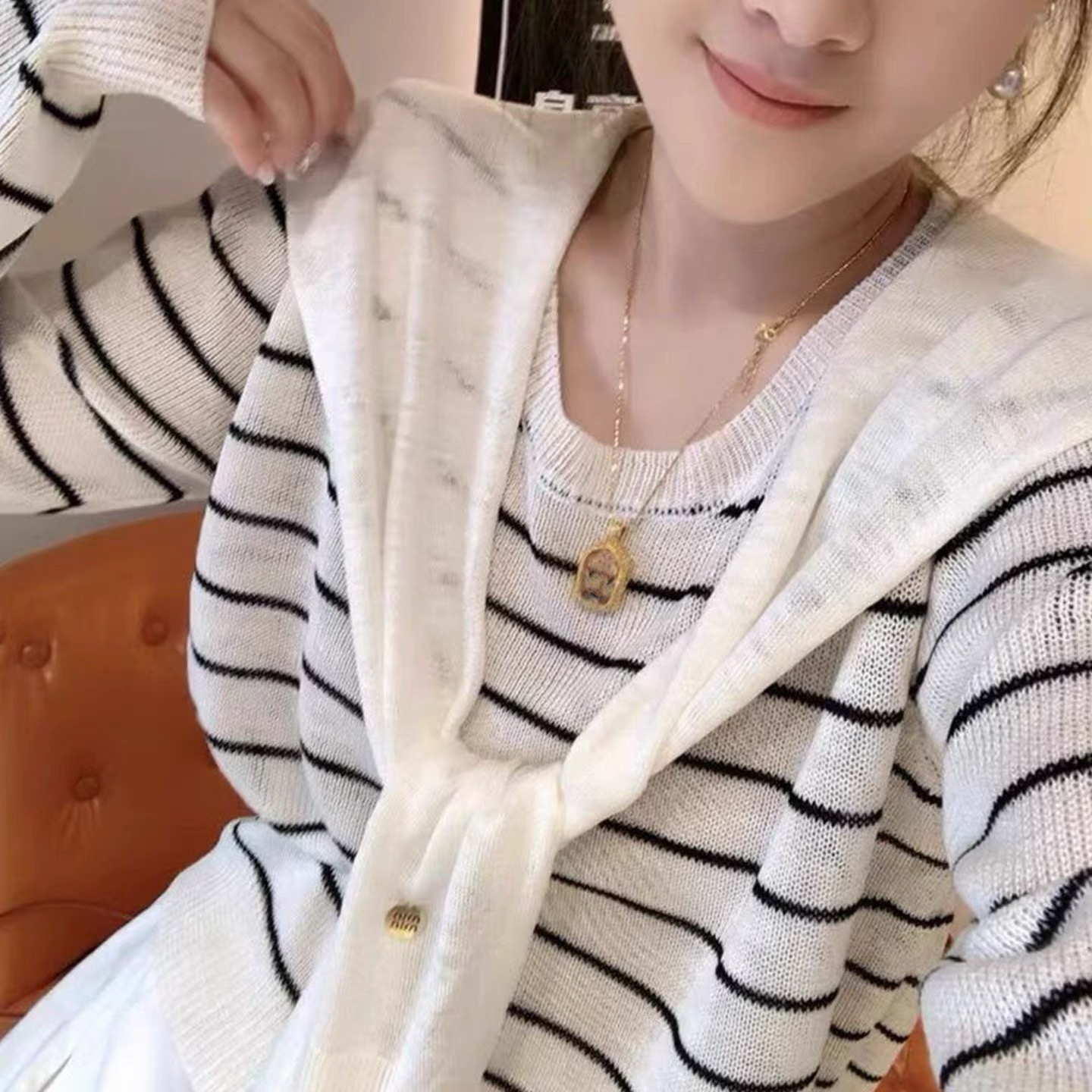 【6005】米#休闲百搭条纹圆领上衣+披肩