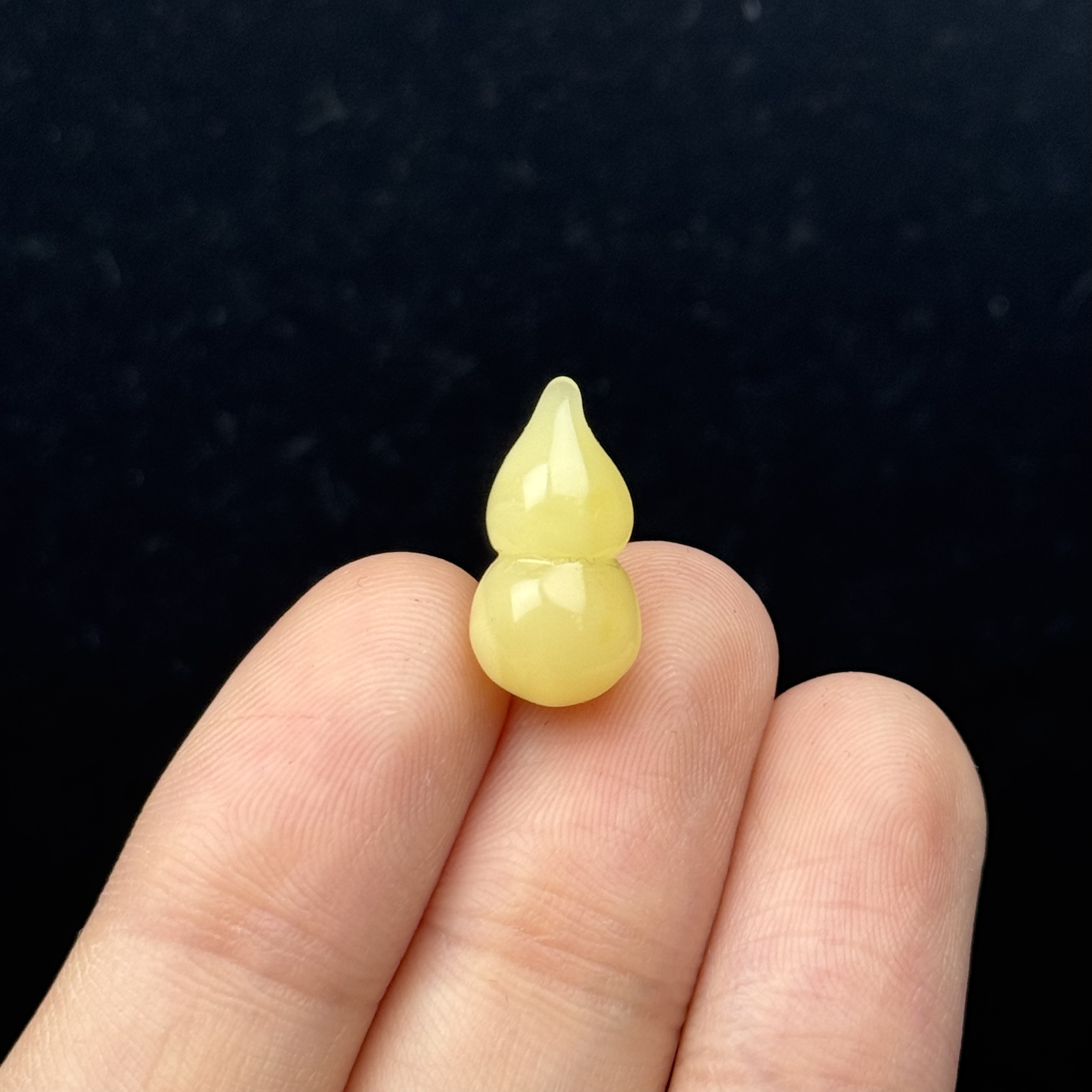 K8173天然原矿蜜蜡 葫芦8.6*17.4mm 支持鉴定 假一罚十