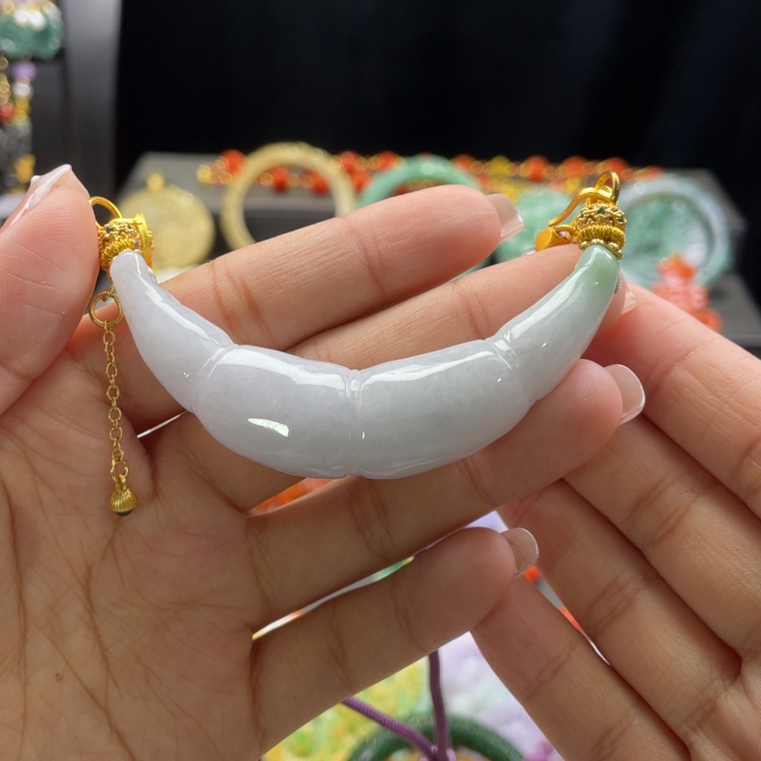 翡翠颈饰未镶嵌代编织