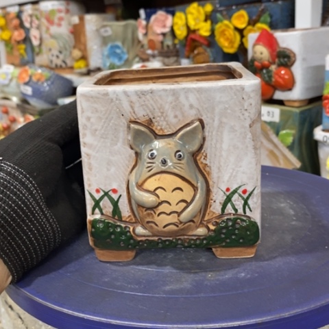 【闪购商品】有。     