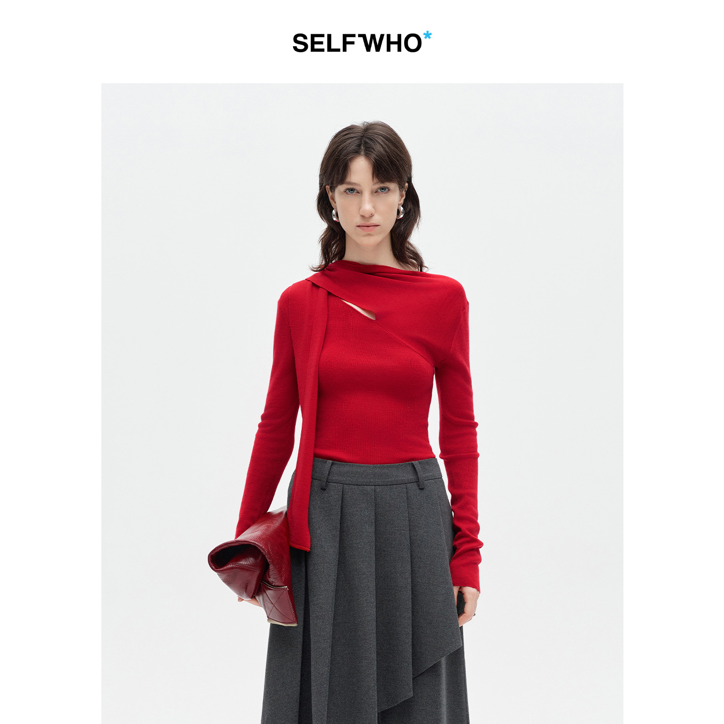 SELFWHO羊毛混纺围巾领打底衫女2025冬季新款收腰保暖针织衫