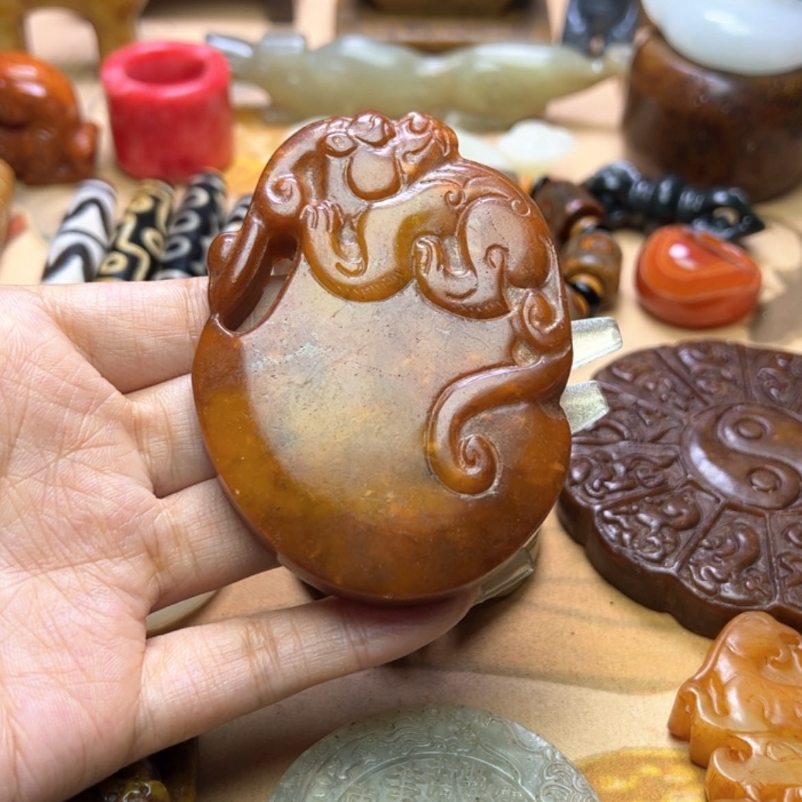 【闪购商品】蛇纹石玉颈饰未镶嵌
