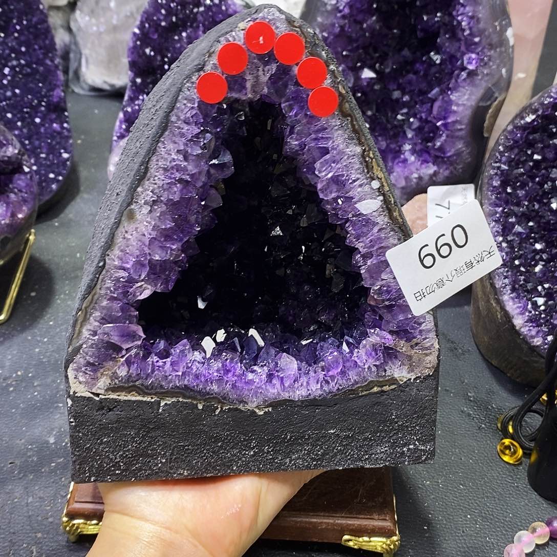 未镶嵌水晶大型摆件（非配饰）