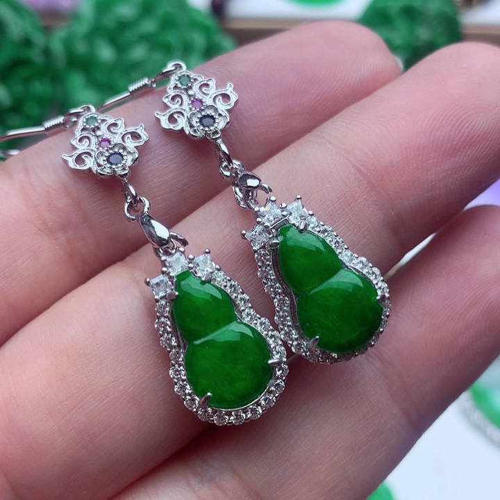 翡翠未镶嵌耳饰耳饰